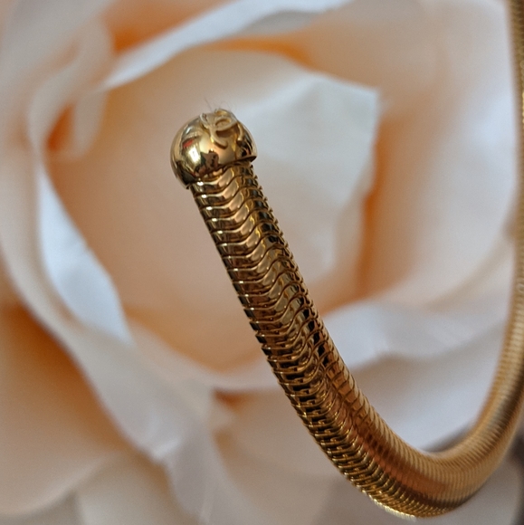 CHANEL Iconic Arm Cuff Bracelet Coil Spring 1997 - Picture 9 of 12